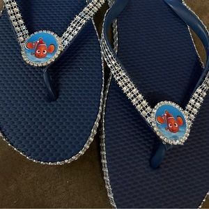 Nemo flip flops
